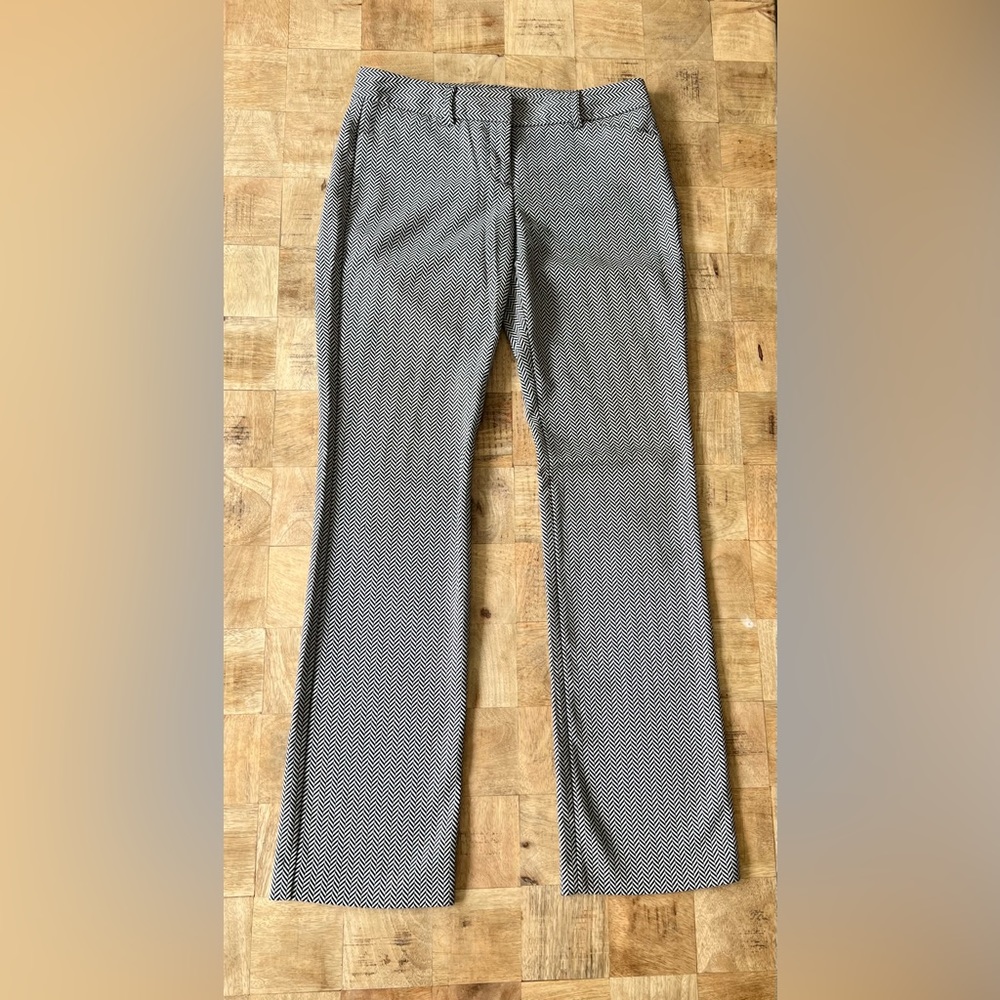 Express Pants | “Editor” | Monochrome Chevron